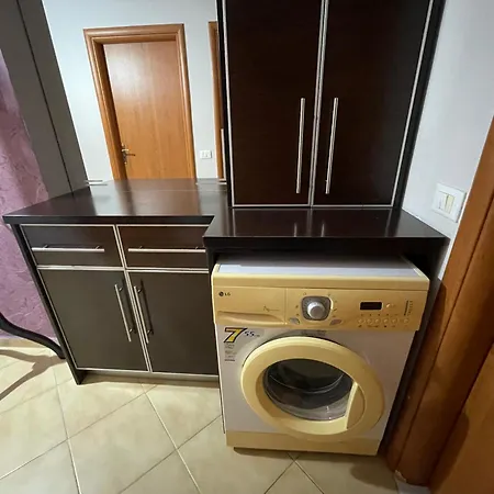 South Apartment *
